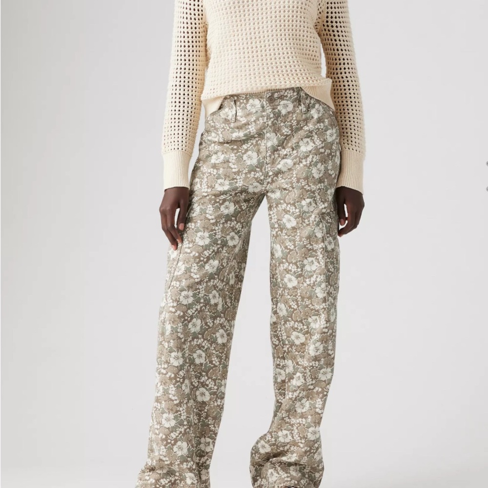 Levi’s 95 baggy cargo floral 28